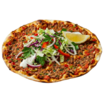 Lahmacun mit Salat