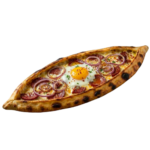Pide mit Sucuk, Zwiebeln, Ei
